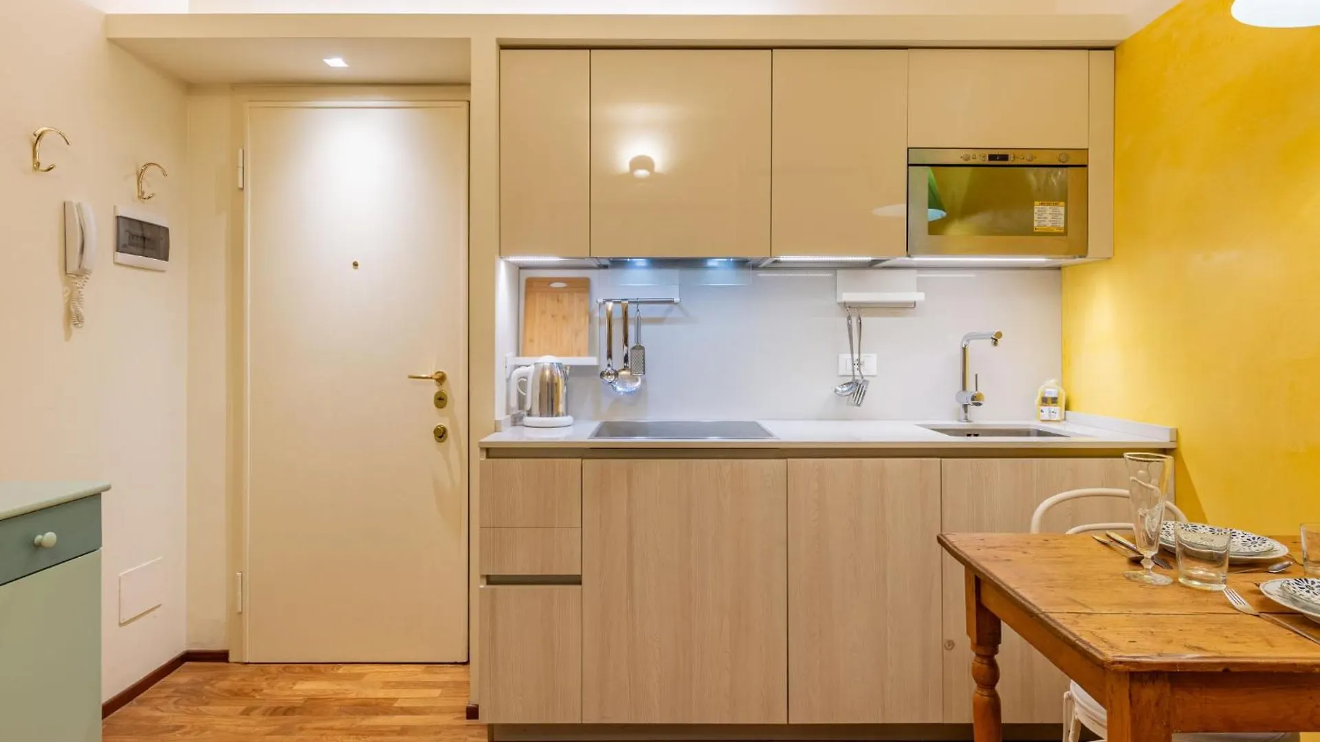 Apartment Brera Suite Apartment-2 By Interhome Milano 0*,  Italia